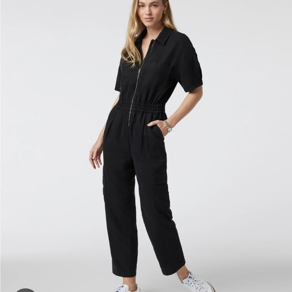 VUORI Coastline Black Jumpsuit Size M